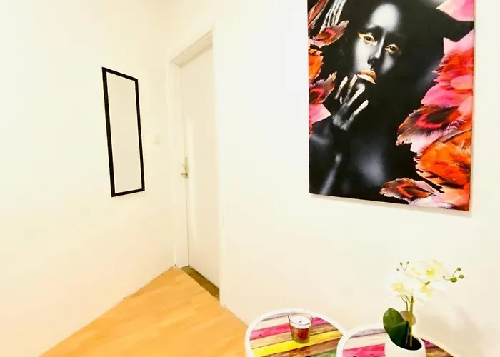 Homestay szállás Comfortable In The 23rd District Of Fr3